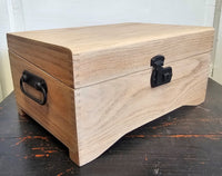 Tan Washed Oak Box with Lock & Key