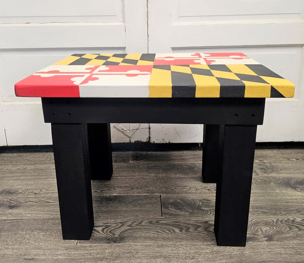 Maryland Flag Side Table