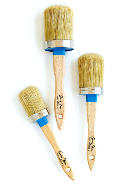 Annie Sloan Medium Round Pure Bristle Paint Brush - No. 12